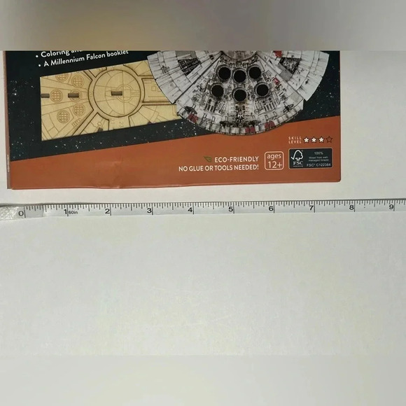 Star Wars - Millennium Falcon - Collectible 3D Wood Model - BNIB 💫 - Picture 7 of 9